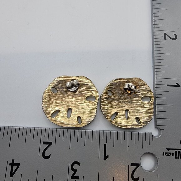 Vintage Textured Sand Dollar Sea Life‎ Pierced Earrings - Picture 3 of 3